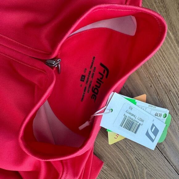 $95  “Fringe” Golf/Athletic Top, NWT size Xsmall m8 - Picture 4 of 5